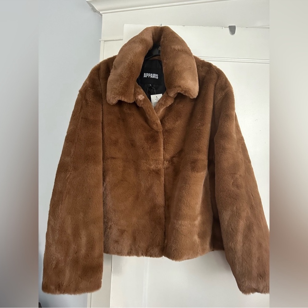 Apparis Faux Fur Teddy Jacket Size XL nwt